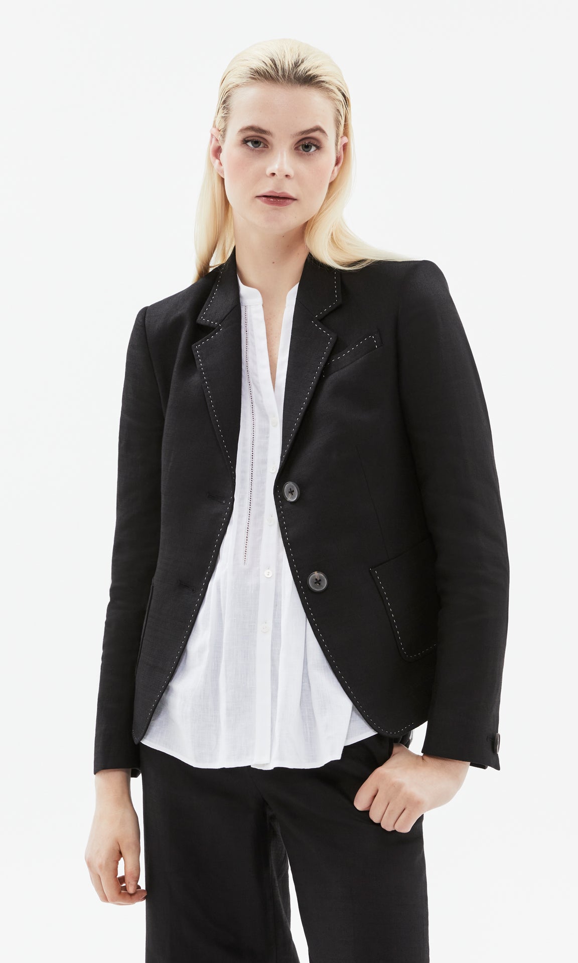 Biarritz 2 Button Blazer Black