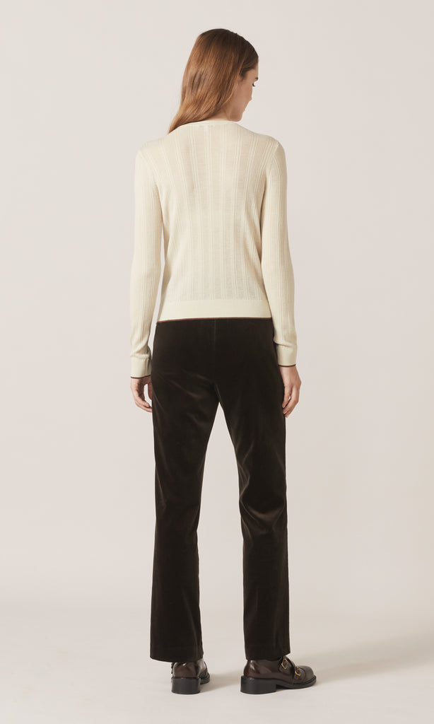 Exeter LS Ruffle Top Putty