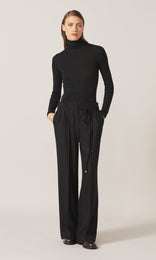 Apsley Turtle Neck Knit Black