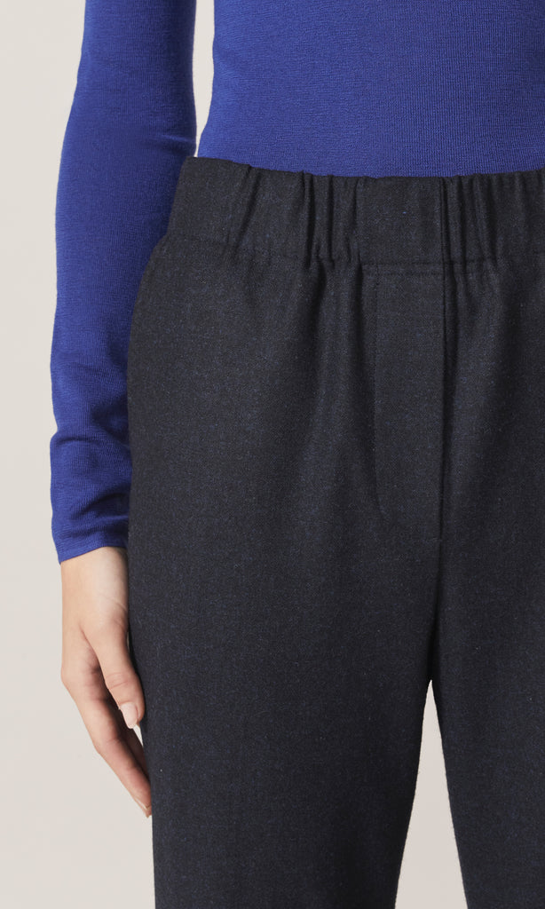 Austen Pant Navy
