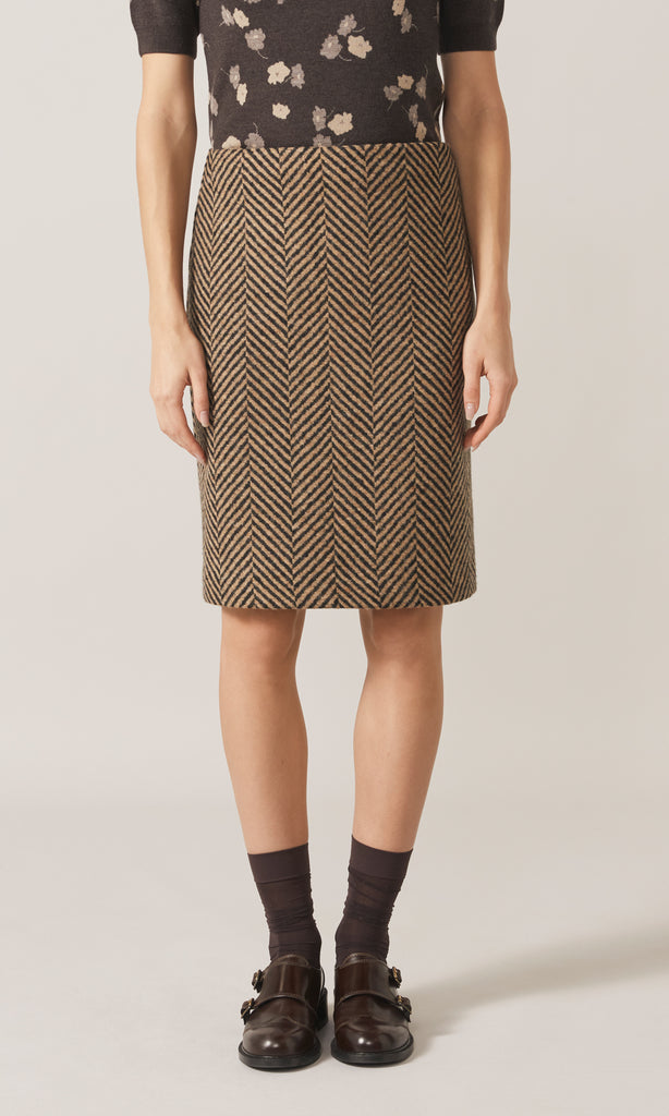 Chevrone Skirt Camel