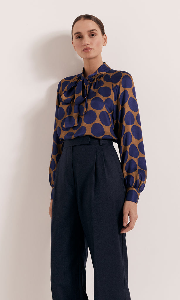 Rivington Tie Blouse Camel/Navy