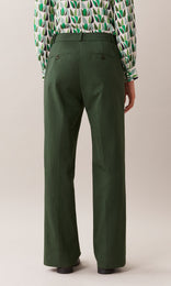 Leon Italian cotton blend twill 1970s inspired mid rise wide leg trouser with front patch pockets and waistband topstitch detailing in green