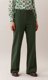 Leon Italian cotton blend twill 1970s inspired mid rise wide leg trouser with front patch pockets and waistband topstitch detailing in green